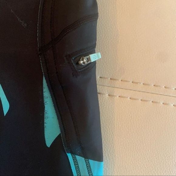 Lululemon Leggings Size: 2 - Picture 5 of 8